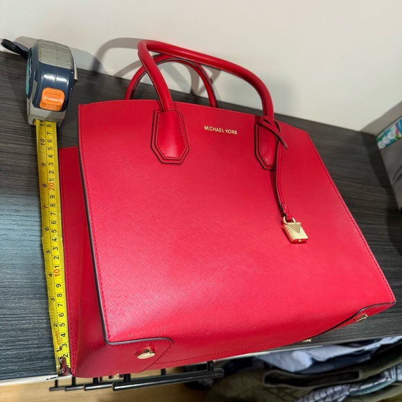 Michael Kors Bright Red Leather Mercer Purse - Picture 9 of 9